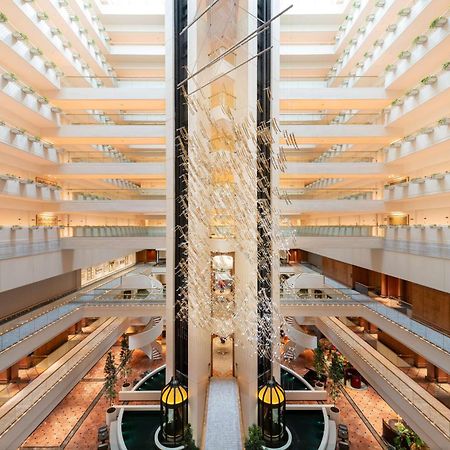 Conrad Singapore Orchard Exterior foto